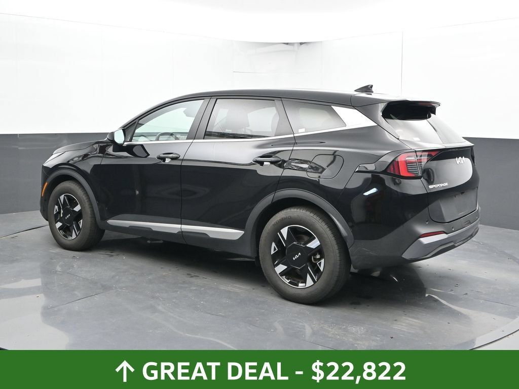 Used 2026 Kia Sportage LX FWD image 11