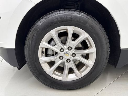 Used 2019 Chevrolet Equinox LT image 9