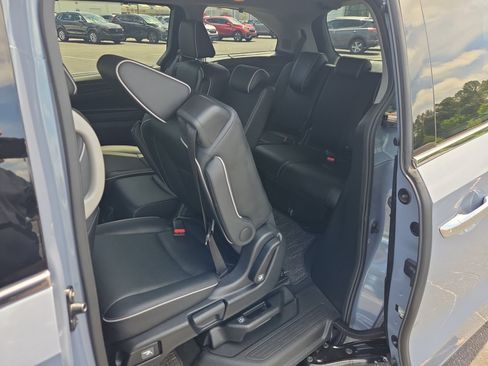 Used 2023 Honda Odyssey Elite image 30