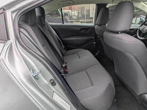 Used 2024 Toyota Corolla LE image 31