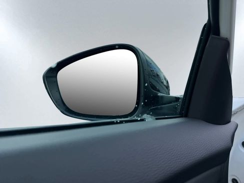 New 2025 Honda Accord SE image 13