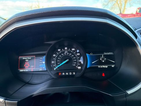 Certified 2021 Ford Edge SEL w/ Cargo Accessory Package image 15