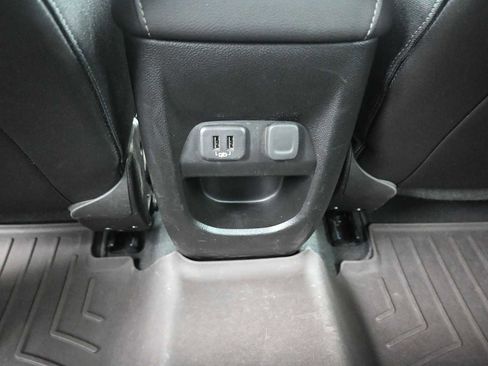 Used 2022 GMC Canyon Elevation w/ Elevation Premium Package AWD/4WD image 12