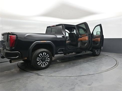 Used 2024 GMC Sierra 3500 Denali Ultimate image 45