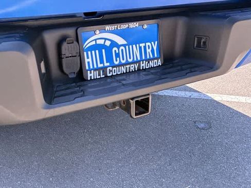 Used 2024 Nissan Frontier PRO-4X w/ Off-Road Protection Package AWD/4WD image 36