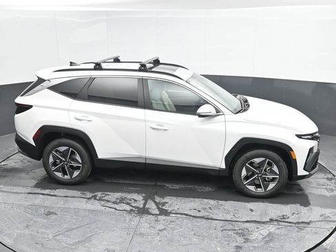 Used 2025 Hyundai Tucson SEL AWD/4WD image 43