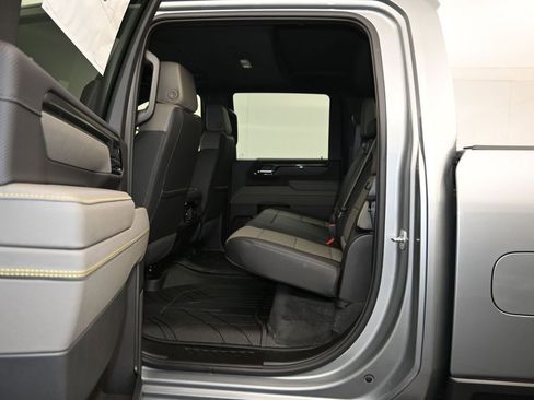 New 2026 Chevrolet Silverado 2500 ZR2 AWD/4WD image 24