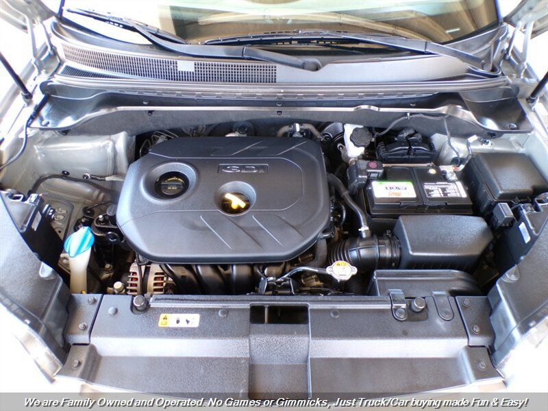 Used 2017 Kia Soul + FWD image 49