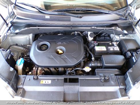 Used 2017 Kia Soul + FWD image 49
