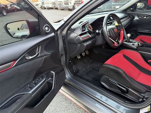 Used 2019 Honda Civic Type R image 23