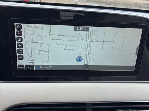 Used 2022 Hyundai Palisade SEL w/ Premium Package FWD image 10
