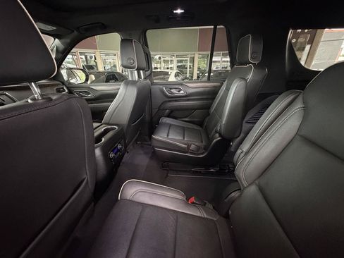 Used 2023 Chevrolet Tahoe Premier AWD/4WD image 27