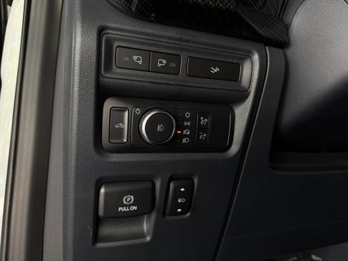 Used 2022 Ford F150 Lariat w/ Equipment Group 502A High AWD/4WD image 44