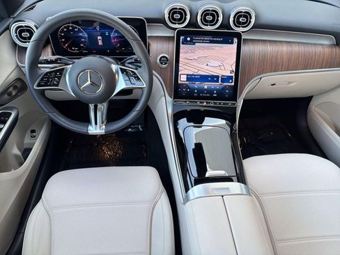 Certified 2026 Mercedes-Benz GLC 300 image 27