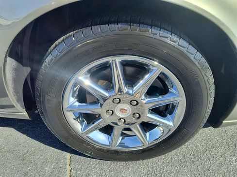 Used 2010 Cadillac DTS Luxury image 13