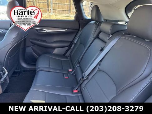 Used 2023 INFINITI QX50 Luxe image 6