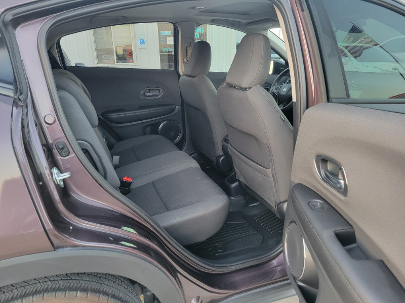 Used 2022 Honda HR-V EX image 16