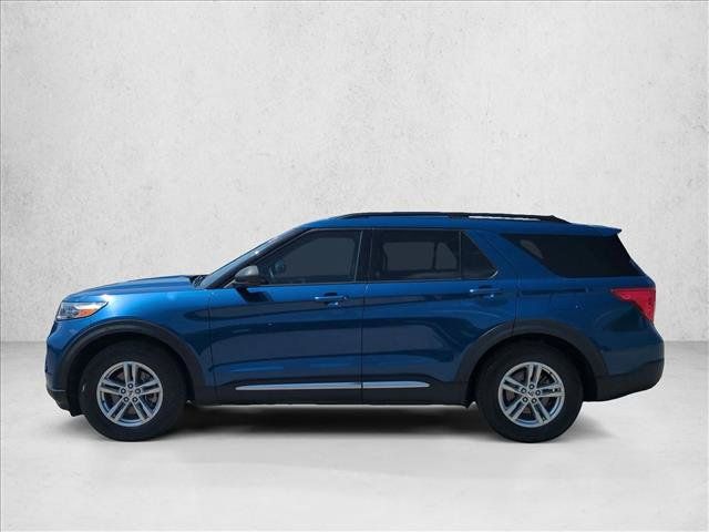 Used 2022 Ford Explorer XLT w/ Equipment Group 202A RWD image 9