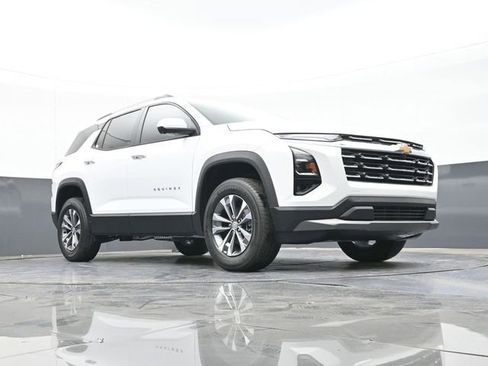 New 2026 Chevrolet Equinox LT w/ Convenience Package II FWD image 55