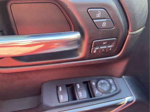 Used 2019 GMC Sierra 1500 AT4 image 12