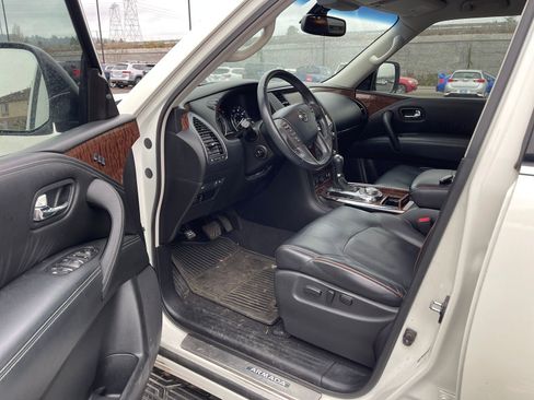 Used 2017 Nissan Armada Platinum image 6