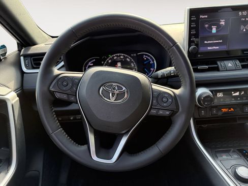 Used 2022 Toyota RAV4 XSE w/ XSE Grade Weather Package AWD/4WD image 12