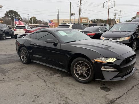 Used 2018 Ford Mustang EcoBoost 2dr Fastback image 10