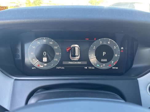 Used 2024 Land Rover Range Rover Velar Dynamic SE image 29
