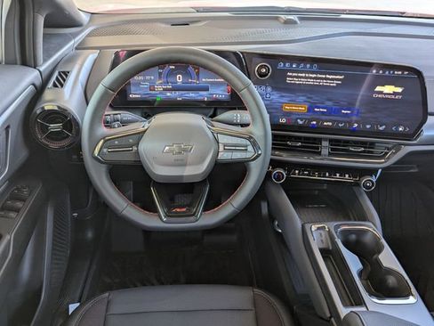 New 2026 Chevrolet Equinox EV RS image 4