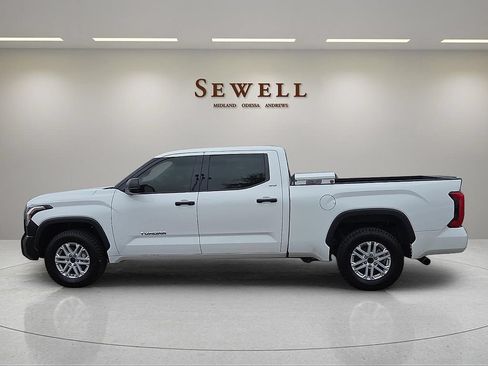 Used 2023 Toyota Tundra SR5 AWD/4WD image 2
