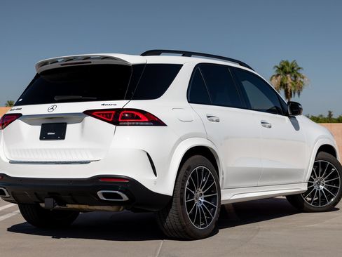 Used 2023 Mercedes-Benz GLE 450 4MATIC image 11