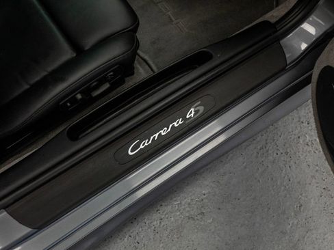 Used 2003 Porsche 911 Carrera 4S AWD/4WD image 32