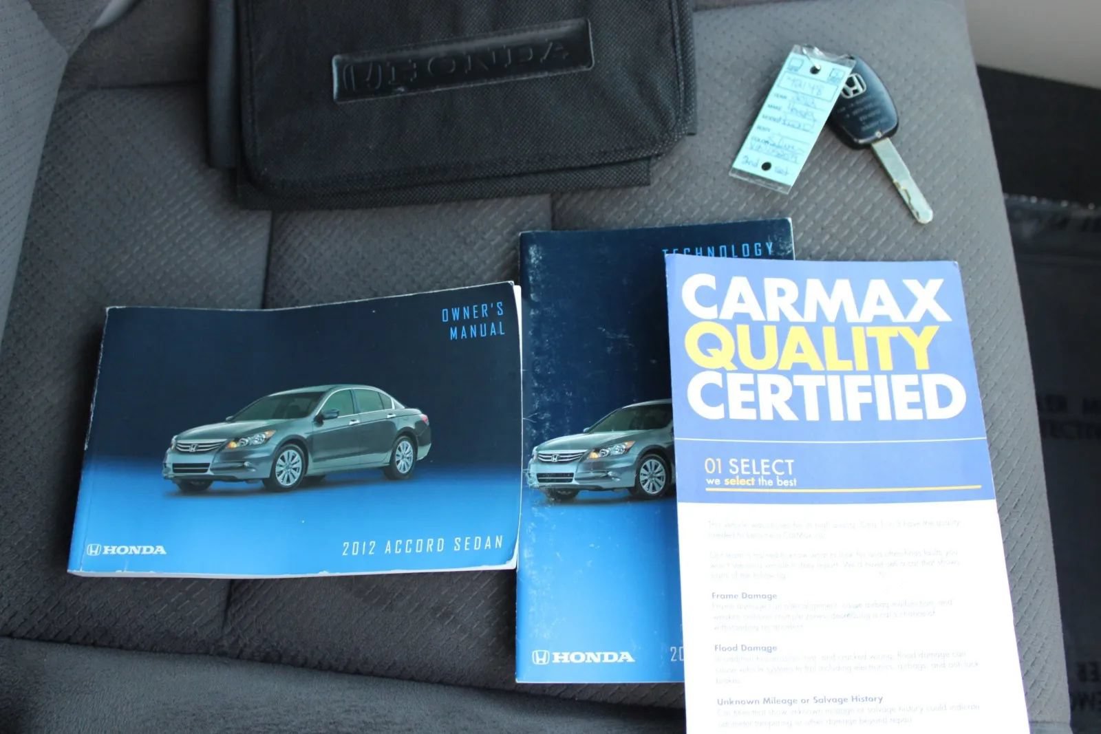 Used 2012 Honda Accord EX image 30