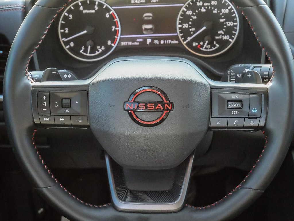 Used 2025 Nissan Rogue SV AWD/4WD image 30