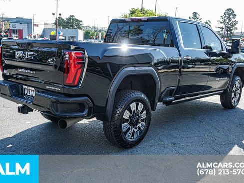 Used 2025 GMC Sierra 3500 Denali w/ Denali Reserve Package AWD/4WD image 5