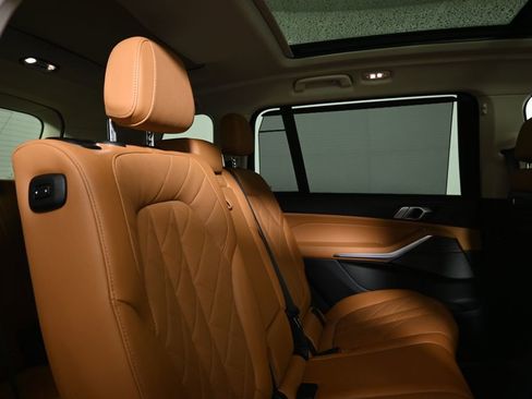 Certified 2023 BMW X7 xDrive40i w/ Premium Package image 37