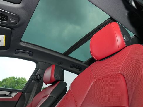 Certified 2025 Porsche Cayenne E-Hybrid AWD/4WD image 28