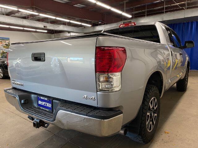 Used 2010 Toyota Tundra 4x4 Double Cab w/ Tow Pkg image 5