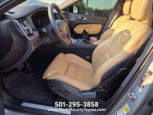 Used 2024 Volvo XC60 B5 Ultimate AWD/4WD image 7