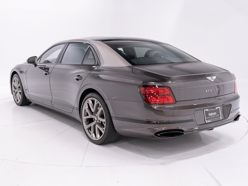 Used 2024 Bentley Flying Spur W12 AWD/4WD image 3
