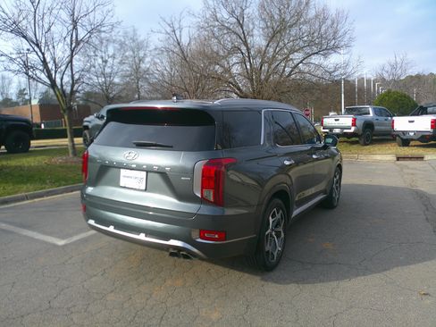 Used 2022 Hyundai Palisade Calligraphy image 11