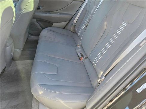 Used 2024 Hyundai Elantra SEL image 18