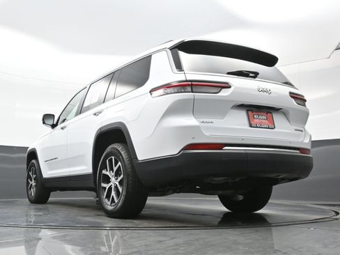 Used 2025 Jeep Grand Cherokee L Limited AWD/4WD image 28