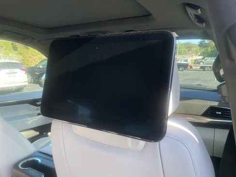 New 2026 Chevrolet Tahoe Premier image 17