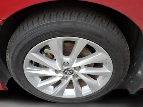 Used 2023 Toyota Camry LE image 29