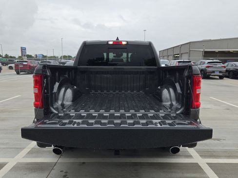 Used 2025 RAM 1500 Laramie w/ Sport Appearance Package AWD/4WD image 30