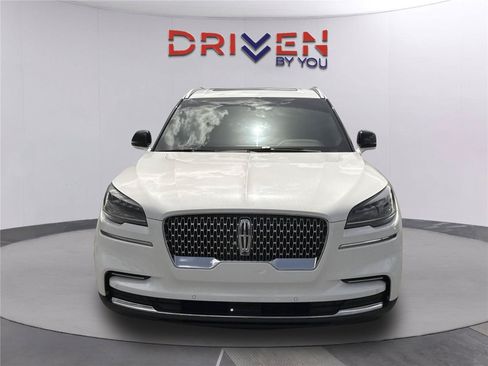 Used 2022 Lincoln Aviator Reserve RWD image 9