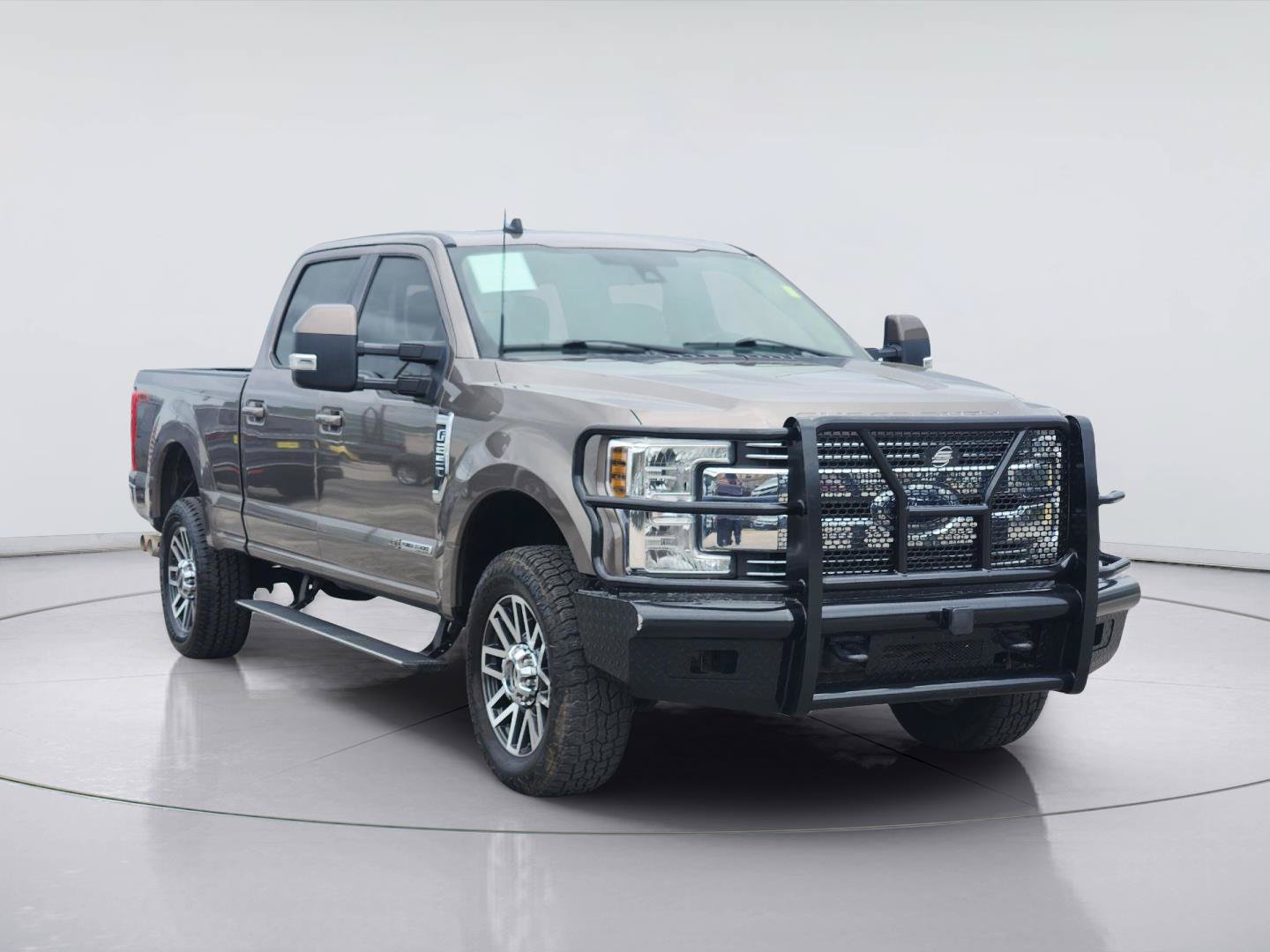 Used 2019 Ford F250 Lariat w/ Lariat Ultimate Package AWD/4WD image 3