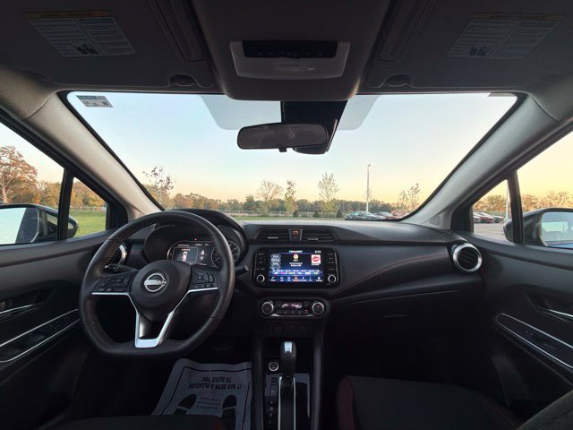 Used 2024 Nissan Versa SR FWD image 15