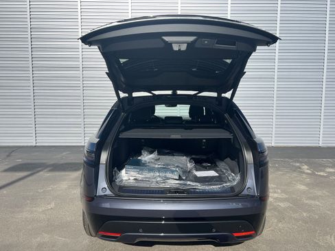 New 2025 Land Rover Range Rover Velar Dynamic SE image 30
